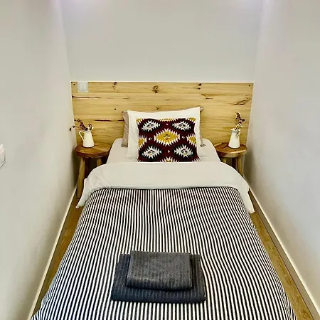 Hola Hostel Alicante-2